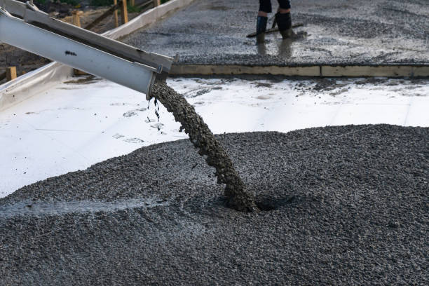 Best Concrete Sidewalk Installation  in Weldon, CA